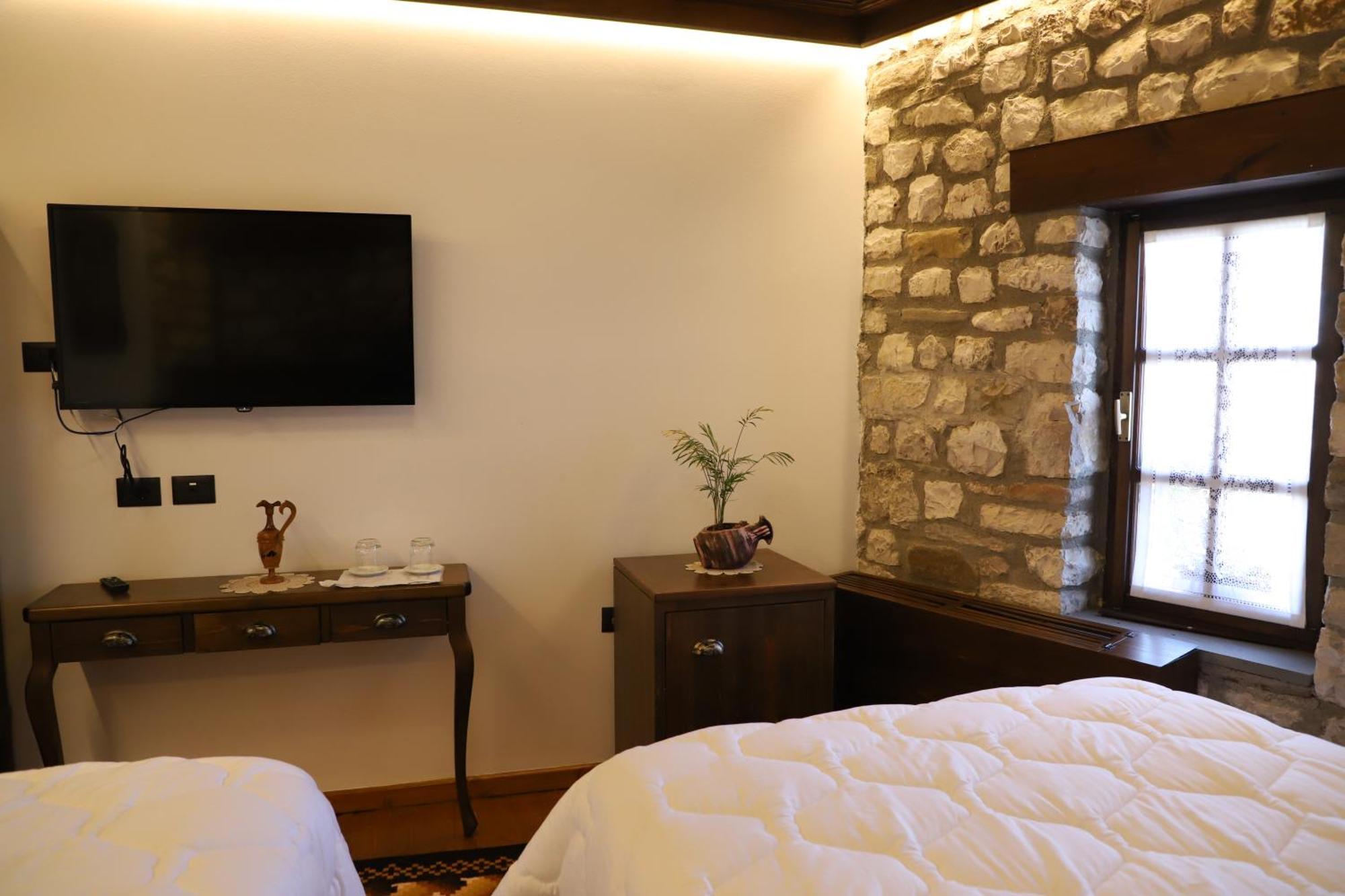 Villa Oda Tomori Berat Exterior foto