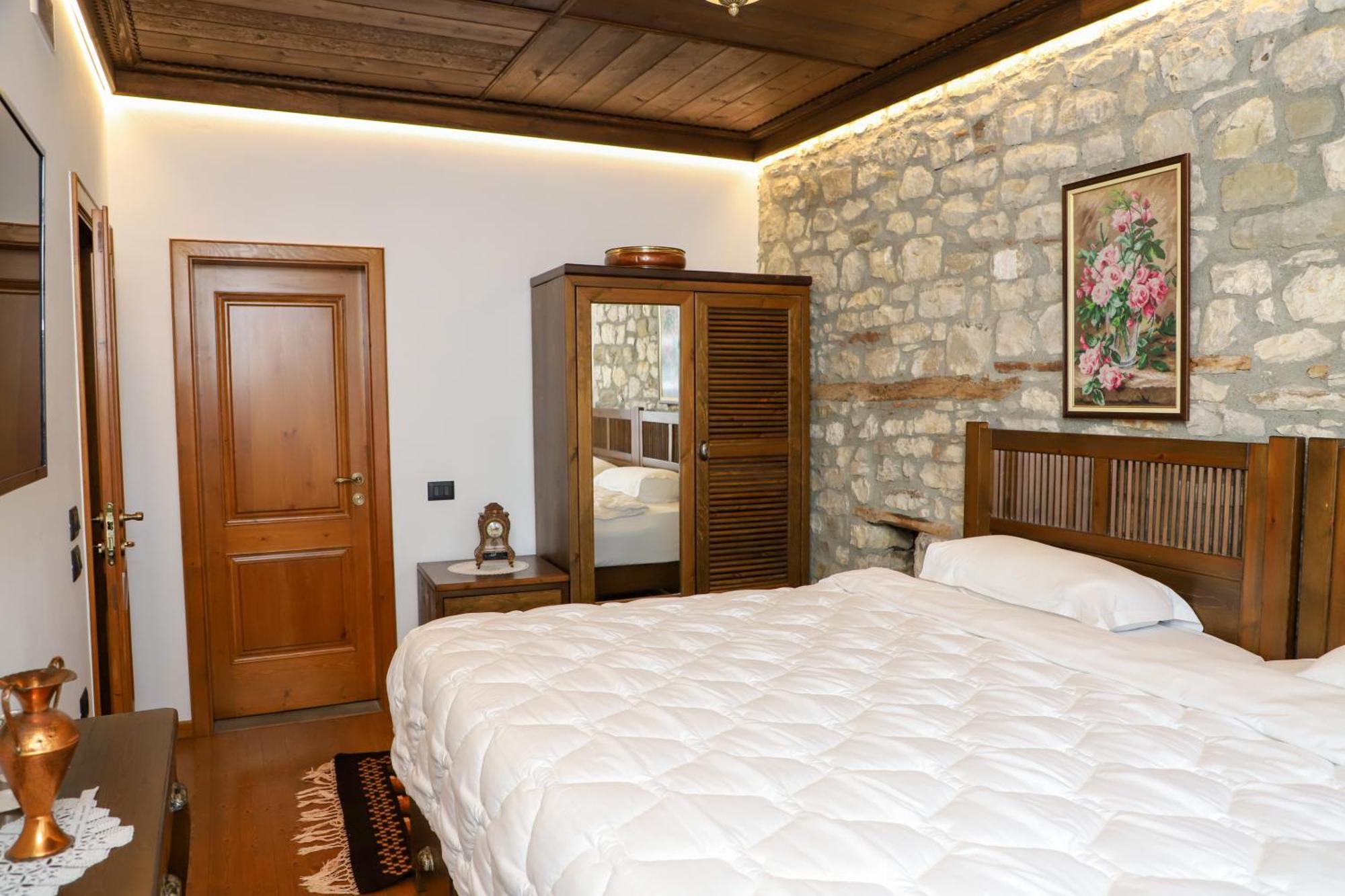 Villa Oda Tomori Berat Exterior foto